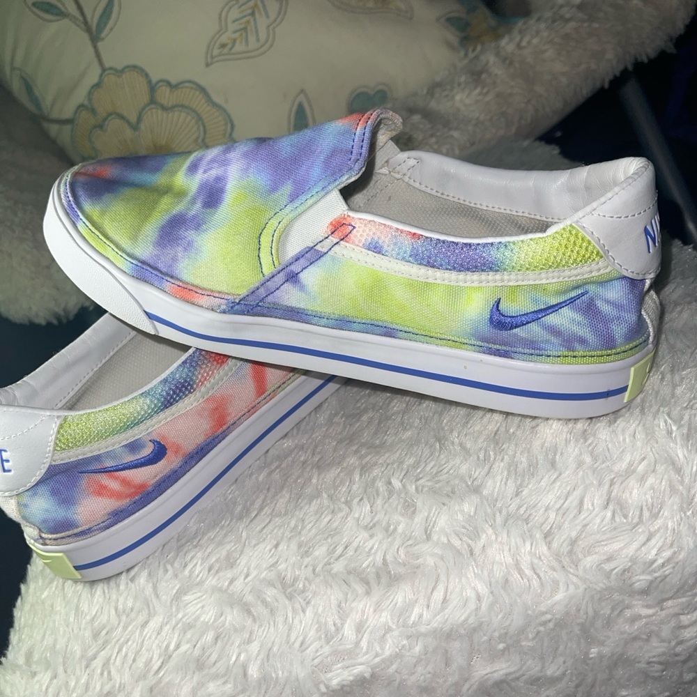 Nike Women's Tie-Dye Athletic Shoes